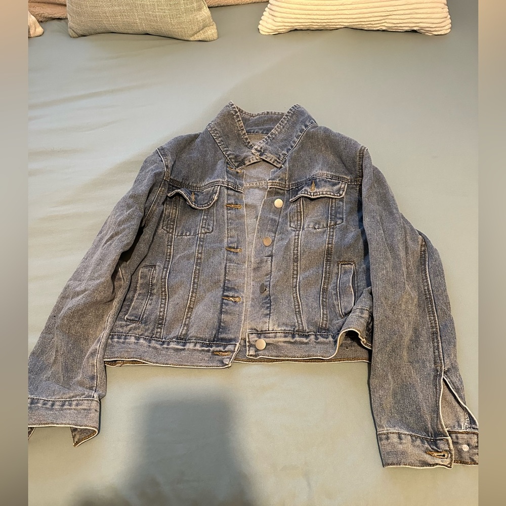 Woman’s Medium denim jacket